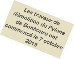 Les travaux de démolition du Pylône de Bonhoure ont commencé le 7 octobre 2013